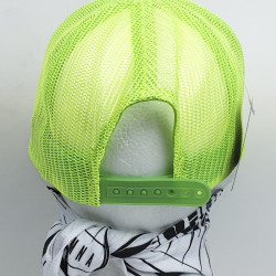 CZAPKA Z DASZKIEM CS WEAR TRUCKER BIAŁY / NEON