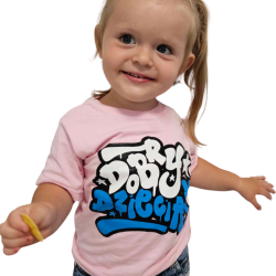 T-SHIRT DOBRY DZIECIAK GRAFFITI RÓŻ